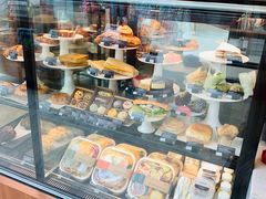 面包甜点陈列柜-星巴克(深圳音乐厅店)