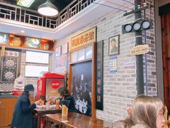 大堂-黑白电视长沙小吃(美林M·LIVE天地东座店)