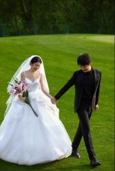 -二十一世纪婚纱摄影(省府前街店)