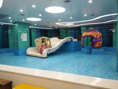-Swim斯卫姆国际儿童游泳中心(红博中央公园店)