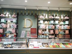 -DORABELLA朵娜贝拉(武林银泰店)