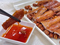 -津津菜馆(绝没分店)