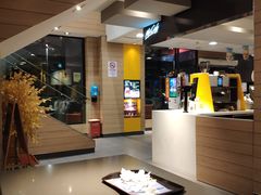 -麦当劳(友谊路得来速店)
