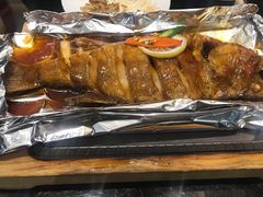 铁板锡纸鲈鱼-高第街56号港式餐厅·精选(世茂广场宽厚里大明湖店)