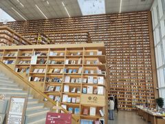 -朵云书院(滴水湖店)