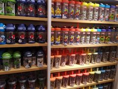 -名创优品(北京新中关购物中心地铁层店)