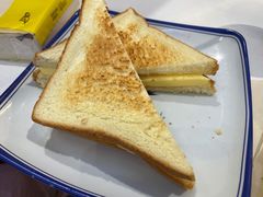 冰火鲜奶多士-食运茶餐厅(文化宫店)