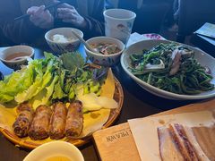 -大头虾越式风味餐厅(光明广场店)