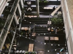 -ROAST coffee & eatery