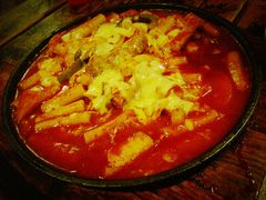 奶酪海鲜炒米条-包装马车·韩国料理·포장마차