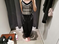 -URBAN REVIVO(高德置地广场·春广场店)