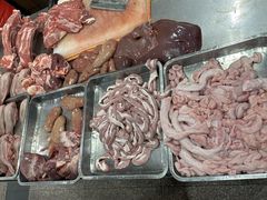 -标记美食新鲜猪杂(兴南大道店)