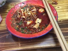 -咏勝锑锅麻辣烫(净居寺路总店)