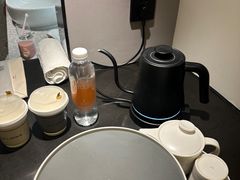 -上海虹桥中心爱琴海亚朵S酒店