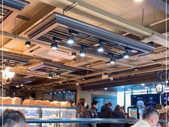 面包甜点陈列柜-红跑车(三孝口店)