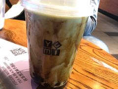 黑糖珍珠抹茶-YUMI芽米·法式烘焙·咖啡(文化宫店)