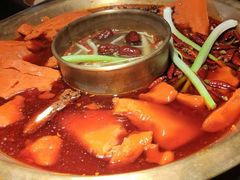 -王婆乔鲜鱼自助火锅(蜀汉路店)