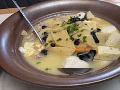 -新天明砂锅鱼头煲