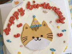 -咖咖熊蛋糕定制·英国蓝风车动物性淡奶油