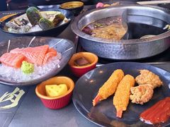 -牛武士寿喜烧·和牛火锅自助(全球首店)