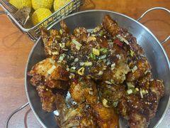 -BHC炸鸡(明洞总店)