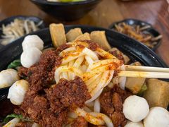 -丽虹云南过桥米线(兴工街店)