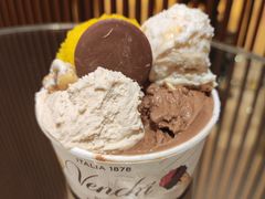 -VENCHI 闻绮(上海佛罗伦萨小镇店)