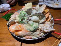手抓海鲜蒜香奶油味-仓库南洋海鲜小排档(柳河路店)