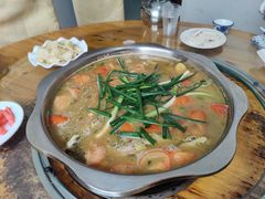 -断桥王老四青椒鱼庄(兴义店)