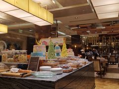 自助取餐区-盛宴标帜西餐厅龙虾.鲍鱼•牛排(重庆喜来登大酒店)