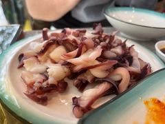 白灼八爪鱼-屋里家延边朝鲜族冷面(梅林3店)