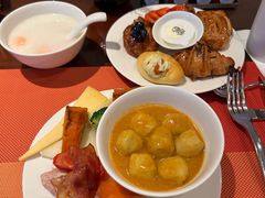 -广州富力丽思卡尔顿酒店