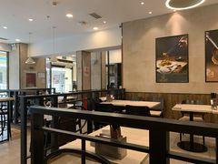 大堂-康师傅私房牛肉面(马泉营奥莱店)