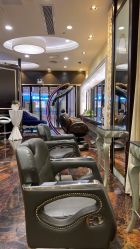 -八佰伴8008星级形象店