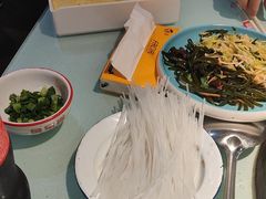 -鱼窝棚柴火铁锅炖(富山屯店)