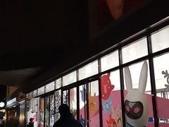 -资和信百货商场