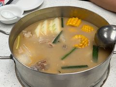 -肥仔文澳门猪骨煲(南京西路店)
