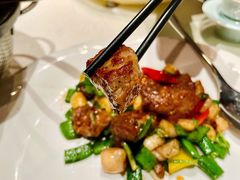 黑椒爆炒雪花牛肉粒-皇朝会.经典传统粤菜(外滩店)