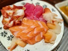 -广州万富希尔顿酒店·感趣自助餐厅·金秋蟹宴生蚝海鲜刺身