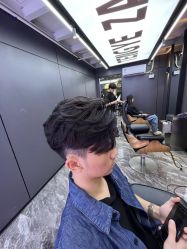 -藤野造型•烫染专业店