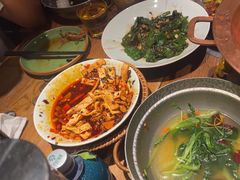 -吃饭皇帝大土家民族菜(正大广场店)