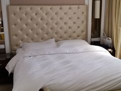 -武汉汉口火车站东方建国大酒店