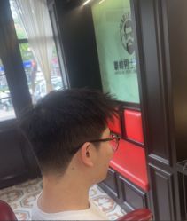 -豪帅男士理容馆