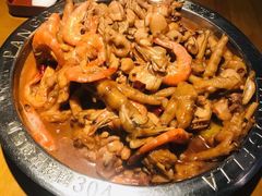 牛蛙煲-胖哥俩肉蟹煲(来福士店)