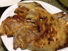 -老码头黑皮肘子锅包肉(赣水路店)