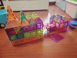 -菠萝树益智玩具体验馆(玖伍文化城店)