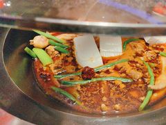 -山河屯铁锅炖·非遗东北菜(南山店)