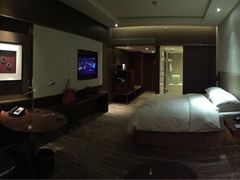 iphone_upload_pic-昆明中心皇冠假日酒店