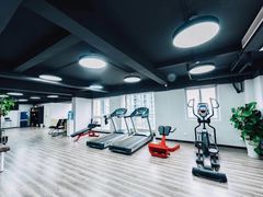 -越·健身工作室(华尔兹广场写字楼B栋店)
