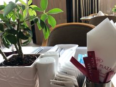 -天津梅江中心皇冠假日酒店